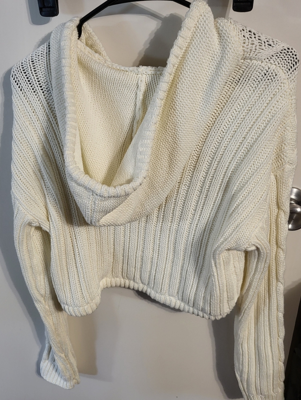 NWOT AEROPOSTALE WHITE CROP SWEATER HOODIE SZ M - Picture 2 of 5